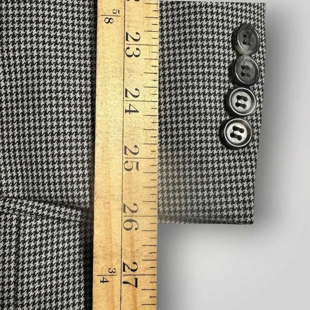 JOS A BANK Mens Blazer Sport Coat 48XL Two Button Jacket Houndstooth Gray Wool